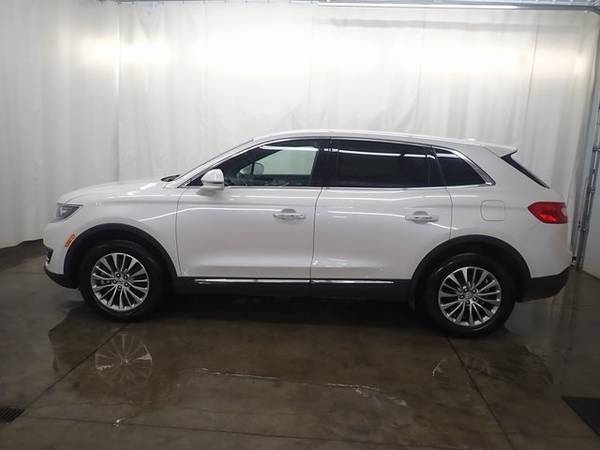2017 Lincoln MKX Select - cars & trucks - by dealer - vehicle... for sale in Perham, ND – photo 20
