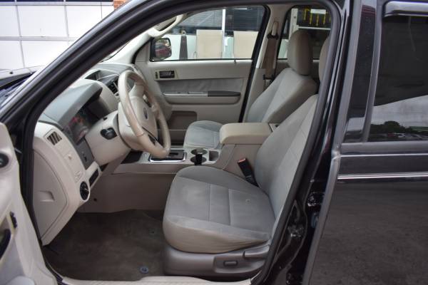 2011 FORD ESCAPE XLT 4X4 3.0 V6 WITH 139,000 MILES**UNBEATABLE... for sale in Greensboro, NC – photo 10