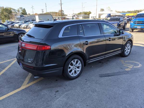 2010 Lincoln MKT - cars & trucks - by dealer - vehicle automotive sale for sale in Evansdale, IA – photo 9
