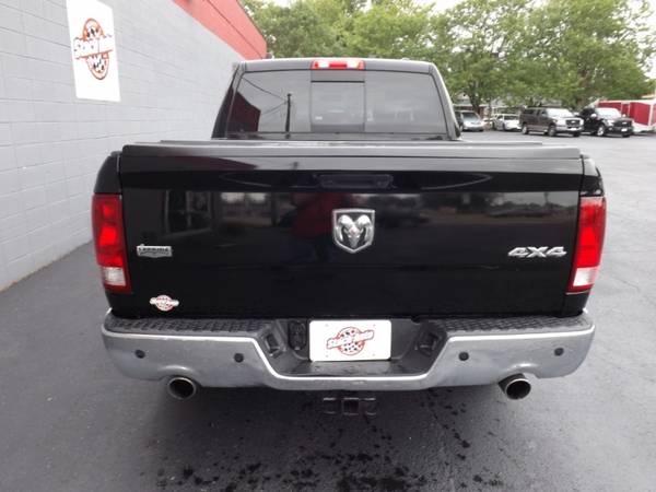 2012 Ram 1500 4WD Crew Cab 140.5" Laramie with Variable intermittent... for sale in Janesville, WI – photo 4