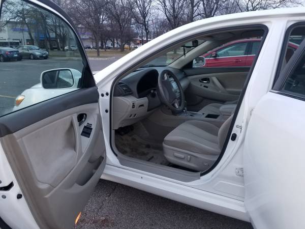 2009 Toyota Camry Hybrid, 110k miles, Clean Title Runs perfect -... for sale in Addison, IL – photo 10