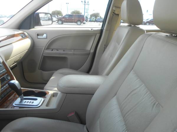 2007 Ford Five Hundred Only 83K Very Good Car! New car trade! Call Mo for sale in Lafayette, IN – photo 2