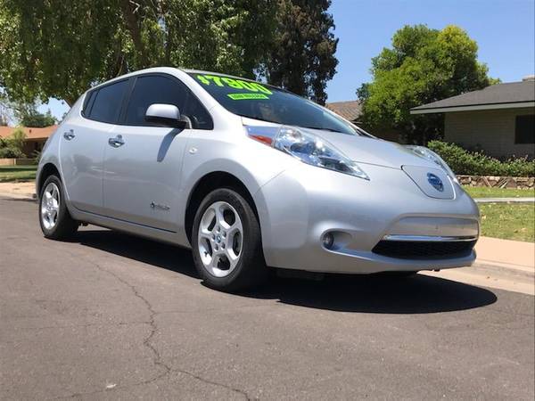 2011 Nissan Leaf SV, low miles, clean title, pre certified! - cars & for sale in Mesa, AZ – photo 8