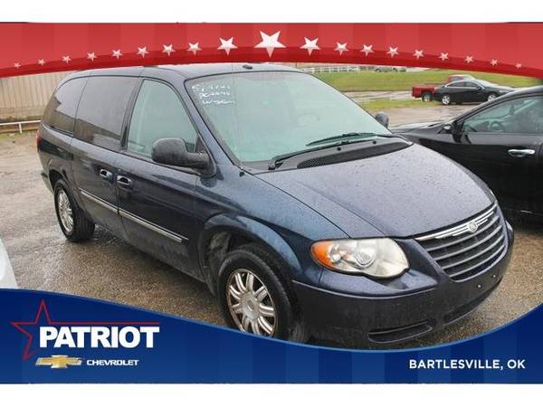 2007 Chrysler Town & Country Touring - mini-van - - by for sale in Bartlesville, OK
