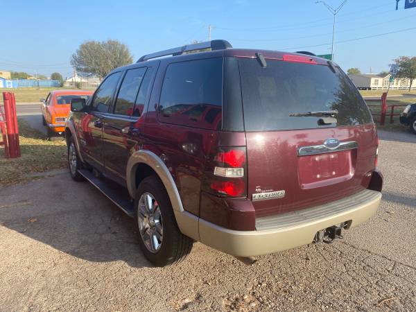 ** 2007 Ford Explorer Eddie Bauer w/ 162k ** - cars & trucks - by... for sale in Oklahoma City, OK – photo 3