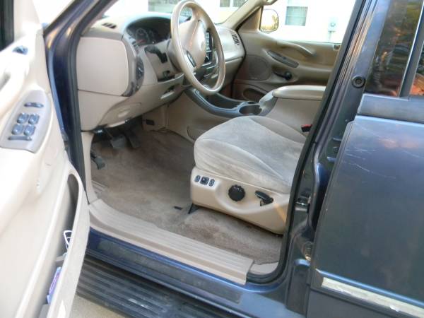 2000 Ford Expedition-Rust Free for sale in Afton, MN – photo 3