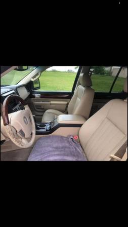 2005 Lincoln Aviator - - by dealer - vehicle for sale in Grand Prairie, TX – photo 8