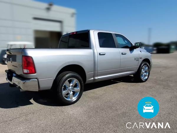 2019 Ram 1500 Classic Crew Cab Big Horn Pickup 4D 5 1/2 ft pickup -... for sale in Springfield, IL – photo 11