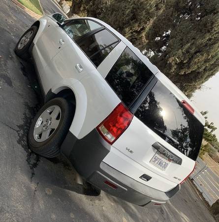 2005 Saturn Vue For Sale. - cars & trucks - by owner - vehicle... for sale in Bakersfield, CA – photo 2