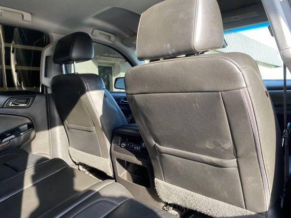 2016 Chevrolet Chevy Suburban LT Sport Utility 4D 100s to pick for sale in Fremont, NE – photo 9