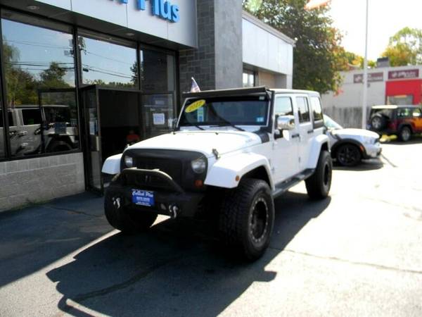 2012 Jeep Wrangler UNLIMITED SAHARA 4WD 3.6L V6 LIFTED WITH HARDTOP... for sale in Plaistow, NH – photo 4