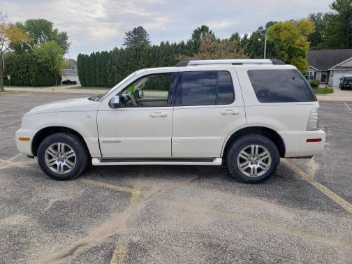 2008 Mercury Mountaineer Premier AWD for sale in Fort Atkinson, WI – photo 8
