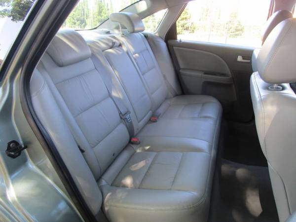 2005 FORD FIVE HUNDRED SEL - PARKING ASSIST - LEATHER SEATS DRIVES... for sale in Sacramento , CA – photo 10