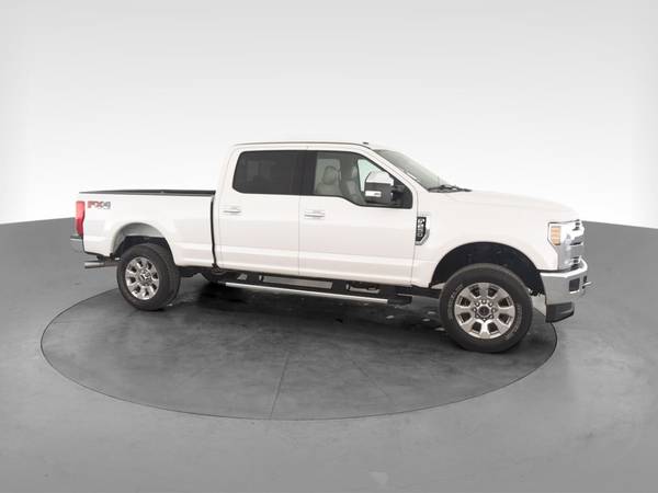 2018 Ford F250 Super Duty Crew Cab Lariat Pickup 4D 6 3/4 ft pickup... for sale in Ronkonkoma, NY – photo 14