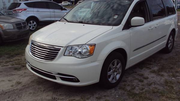 2013 Chrysler Town & Country Touring W/DVD - cars & trucks - by... for sale in Jacksonville, GA – photo 2