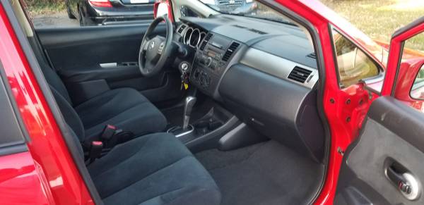 2010 NISSAN VERSA S HATCHBACK - cars & trucks - by owner - vehicle... for sale in Windsor Mill, MD – photo 8