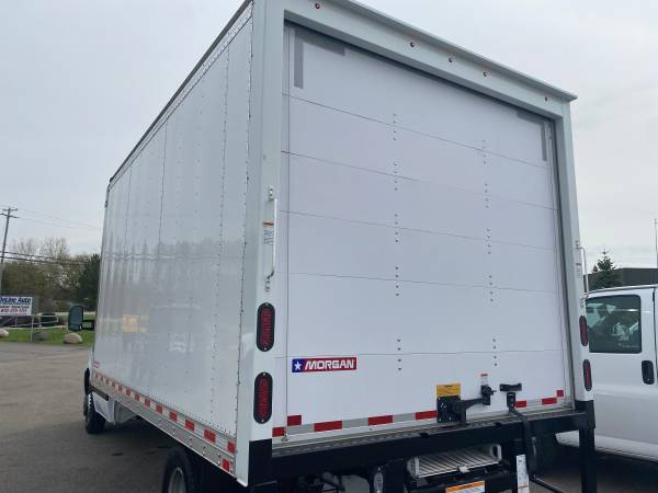 2019 Freightliner 14 Box Truck DIESEL LIKE NEW 1K MILES for sale in Swartz Creek,MI, OH – photo 8