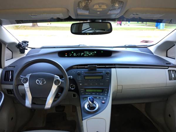 2010 Toyota Prius (Leather-Seats) - cars & trucks - by owner -... for sale in Chicago, IL – photo 11