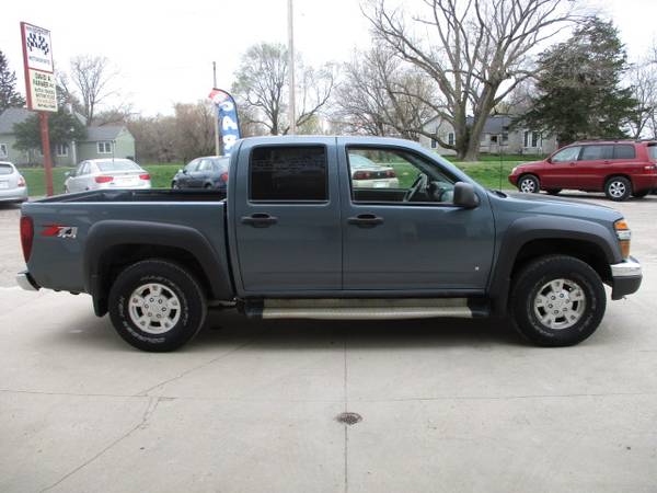 2006 Chevrolet Colorado LT Crew Cab 4X4 Z71 1 Owner/New Tires for sale in CENTER POINT, IA – photo 2