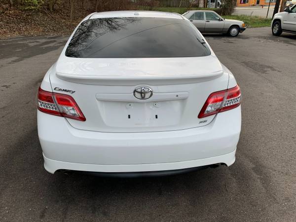 2011 TOYOTA CAMRY SE "LOW MILES" - cars & trucks - by dealer -... for sale in Ashland, WV – photo 4