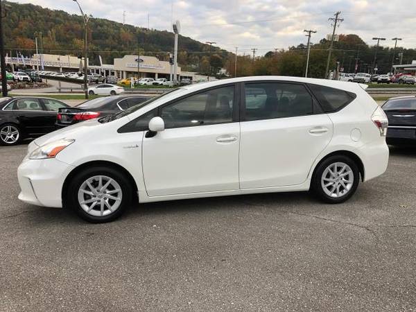 2013 Toyota Prius V 5dr Wgn Two (Natl) - cars & trucks - by dealer -... for sale in Knoxville, TN – photo 4