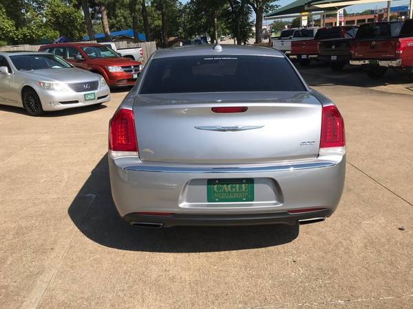 2015 Chrysler 300 4dr Sdn Limited RWD for sale in Tyler, TX – photo 7