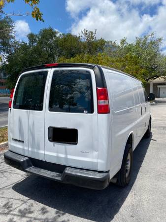 2018 Chevrolet Express 2500 for sale in Hollywood, FL – photo 5