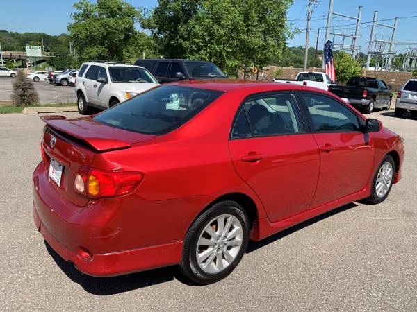 2010 TOYOTA COROLLA 'S' 5-SPEED MANUAL SUNROOF ONLY 115K MILES for sale in Cedar Rapids, IA – photo 5