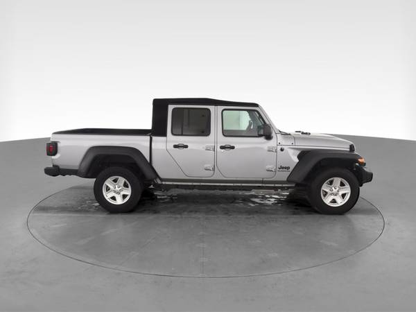 2020 Jeep Gladiator Sport S Pickup 4D 5 ft pickup Silver - FINANCE -... for sale in Memphis, TN – photo 13