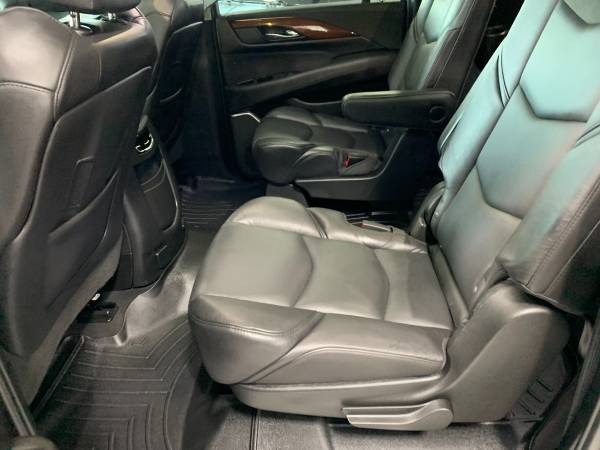 2020 Cadillac Escalade ESV Luxury - - by dealer for sale in Springfield, IL – photo 9