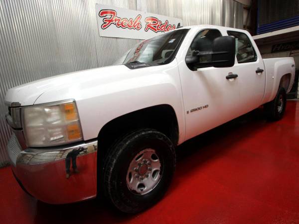 2008 Chevrolet Chevy Silverado 2500HD 4WD Crew Cab 153 Work Truck -... for sale in Evans, ND – photo 3