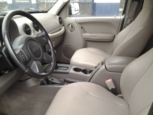 2004 Jeep Liberty Renegade - - by dealer - vehicle for sale in Bausman, PA – photo 9