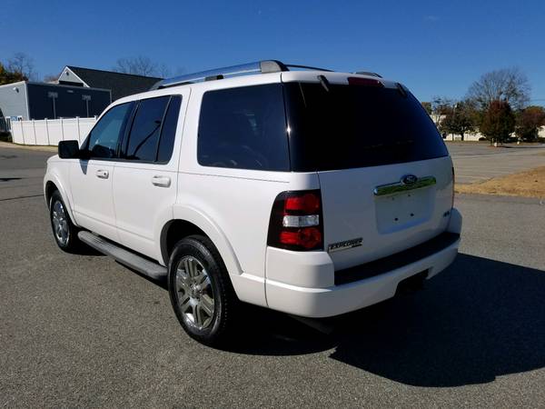 2010 Ford Explorer Limited 4X4 Fully Loaded One Owner V8 Navigation for sale in Chelmsford, MA – photo 3