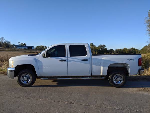 2010 Chevrolet Silverado 2500HD 4x4 Crew Cab - GREAT SNOW PLOW TRUCK ! for sale in Kansas City, OH – photo 7