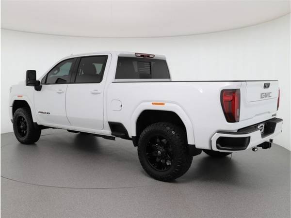 2020 GMC Sierra 2500HD AT4 - - by dealer - vehicle for sale in Tyngsboro, MA – photo 11