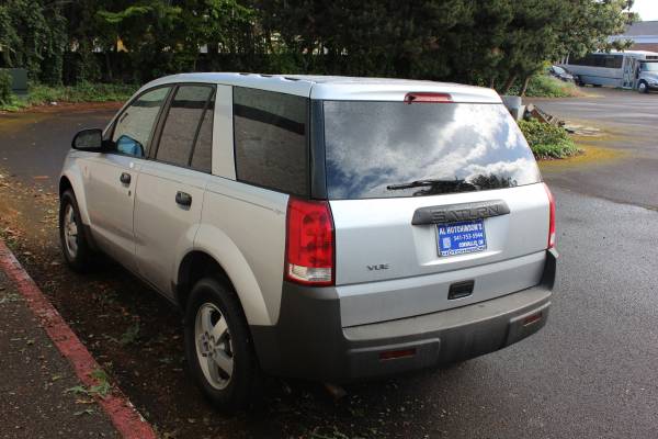 2005 Saturn Vue SUV 2wheel drive - 5 speed manual transmission! for sale in Corvallis, OR – photo 8