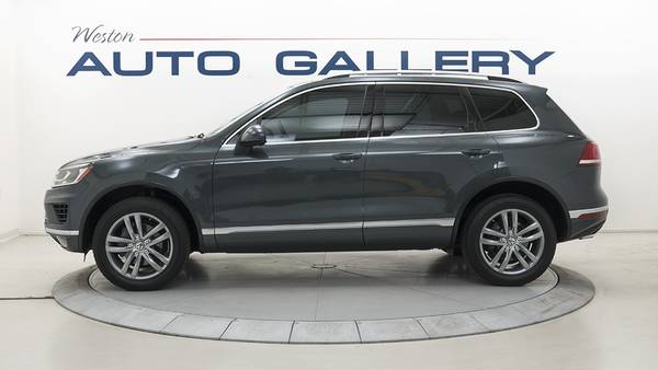 2016 Volkswagen Touareg Lux AWD SUV ~ Warranty ~ Immaculate! for sale in Fort Collins, CO – photo 2