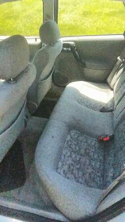 2004 Saturn ion 120k runs great no issues - cars & trucks - by owner... for sale in Columbus, OH – photo 3