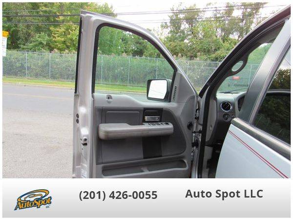 2006 Ford F150 SuperCrew Cab XLT Pickup 4D 6 1/2 ft EZ-FINANCING! for sale in Garfield, NJ – photo 18