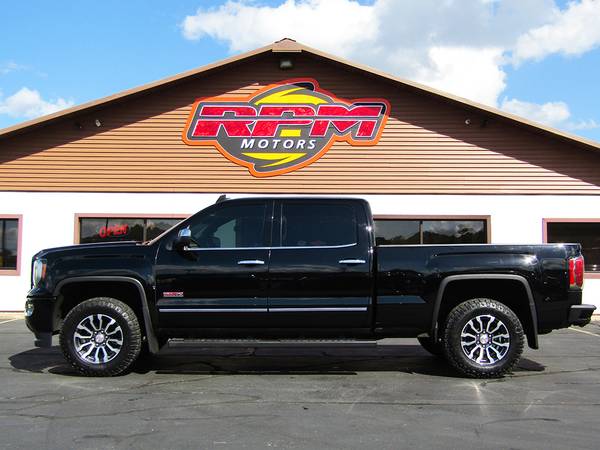 2016 GMC Sierra Crew Cab All Terrain Edition - Low Miles - Extras$$ for sale in New Glarus, WI – photo 4