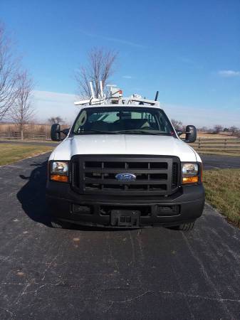 37k Miles 2006 Ford F350 XL Super Duty Utility Service Work Truck -... for sale in Gilberts, KY – photo 12