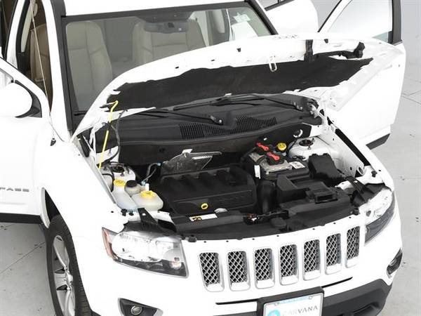 2016 Jeep Compass High Altitude Edition Sport Utility 4D suv White - for sale in Mount Wolf, PA – photo 4