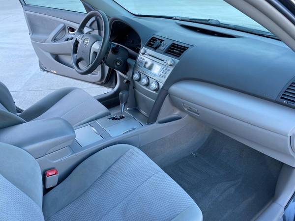 2011 Toyota Camry CLEAN - cars & trucks - by owner - vehicle... for sale in Lake Bluff, IL – photo 11