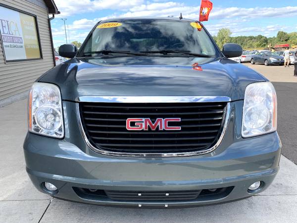 2009 GMC Yukon XL 4WD 4dr 1500 Commercial - - by for sale in Chesaning, MI – photo 2