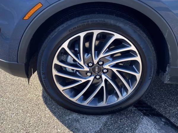 2019 Lincoln Nautilus Reserve suv Blue - - by dealer for sale in Port Huron, MI – photo 6