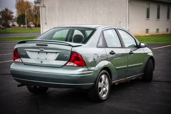 2003 FORD FOCUS ZTS 116,000 MILES SUNROOF RUNS GREAT $1995 CASH -... for sale in REYNOLDSBURG, OH – photo 12