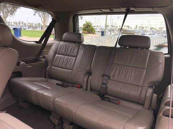 2004 Toyota Sequoia SR5 Limited leather, 3rd row for sale in Chula vista, CA – photo 9