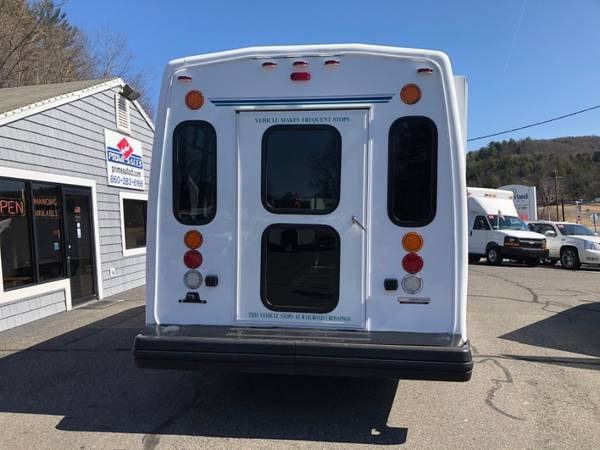 2015 Ford Econoline Commercial Cutaway with 134, 219 Miles-Northwest for sale in Thomaston, CT – photo 5