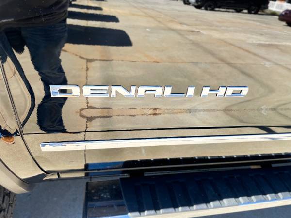 2016 GMC Sierra 2500HD 4WD Crew Cab 153 7 Denali for sale in King, NC – photo 17