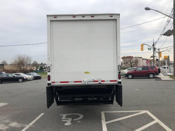 2013 Hino 268, Liftgate, 24 Feet Box, Side Door, LIKE NEW for sale in Jersey City, NY – photo 5